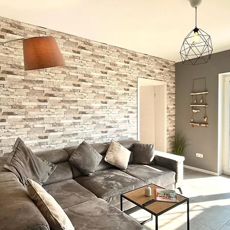 Sonnenterrasse, 1-4 Personen, 2 Schlafzimmer, Grosse Terrasse Апартаменты Мюден