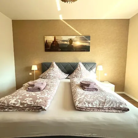 Sonnenterrasse, 1-4 Personen, 2 Schlafzimmer, Grosse Terrasse *