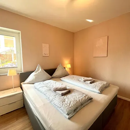 Sonnenterrasse, 1-4 Personen, 2 Schlafzimmer, Grosse Terrasse Мюден