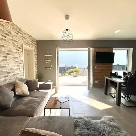 Sonnenterrasse, 1-4 Personen, 2 Schlafzimmer, Grosse Terrasse Мюден