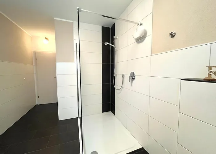 Apartamento Sonnenterrasse, 1-4 Personen, 2 Schlafzimmer, Grosse Terrasse *