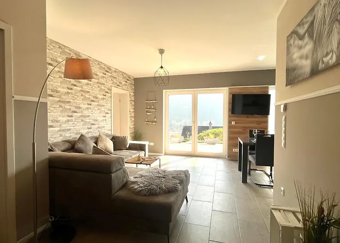 Sonnenterrasse, 1-4 Personen, 2 Schlafzimmer, Grosse Terrasse *