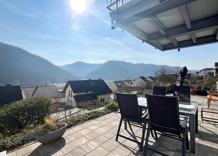 Sonnenterrasse, 1-4 Personen, 2 Schlafzimmer, Grosse Terrasse * Müden