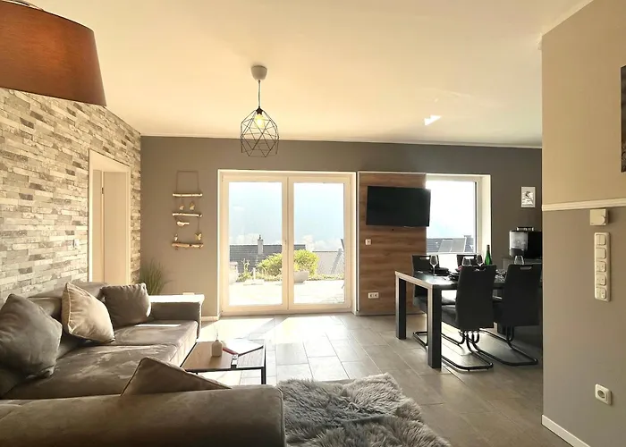 Sonnenterrasse, 1-4 Personen, 2 Schlafzimmer, Grosse Terrasse Apartamento