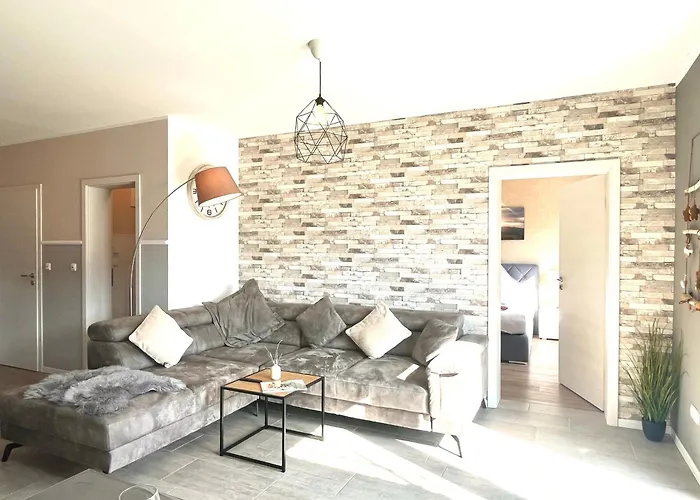 Sonnenterrasse, 1-4 Personen, 2 Schlafzimmer, Grosse Terrasse דירה